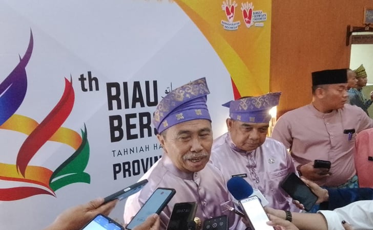 Pejabat Pemprov Riau Baru Sepekan Dilantik Syamsuar Sudah Dimutasi Edy Natar Pejabat Pemprov Riau Baru Sepekan Dilantik Syamsuar Sudah Dimutasi Edy Natari