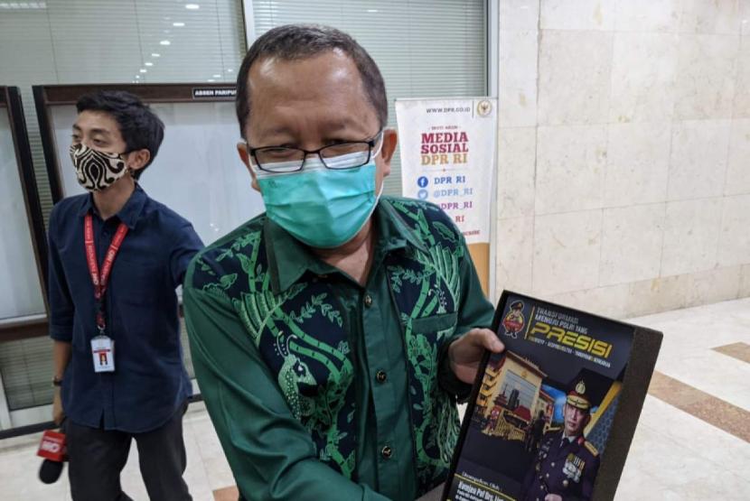 Komisi III Desak Polri Buka-bukaan Tangani Km 50