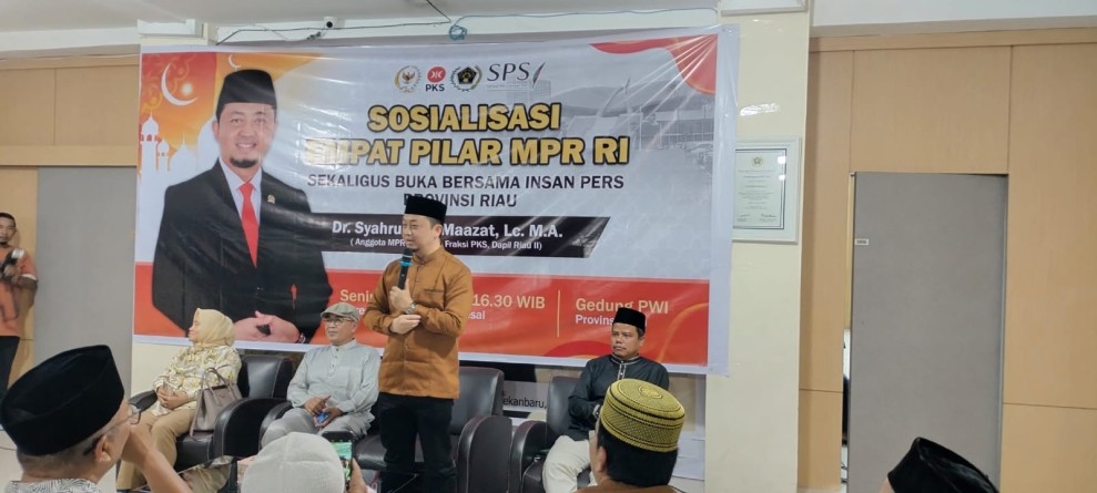  Anggota MPR Sosialisasikan Empat Pilar Kebangsaan Bersama Insan Pers di Riau  