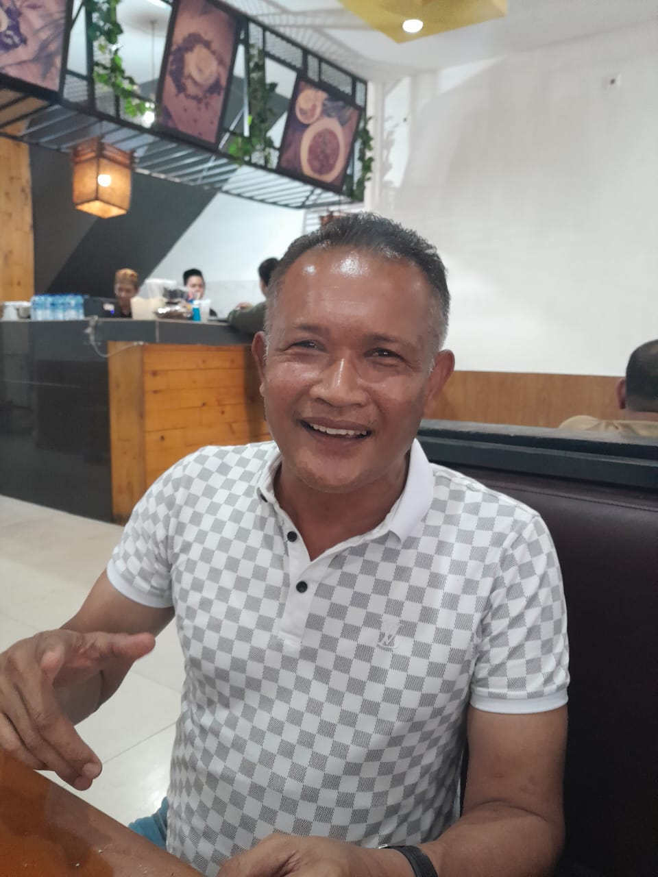 Haji Hasrul kritik gaya kepemimpinan PJ Bupati Kampar 'bagaleso' program ndak jole Haji Hasrul kritik gaya kepemimpinan PJ Bupati Kampar 'bagaleso' program ndak jolei
