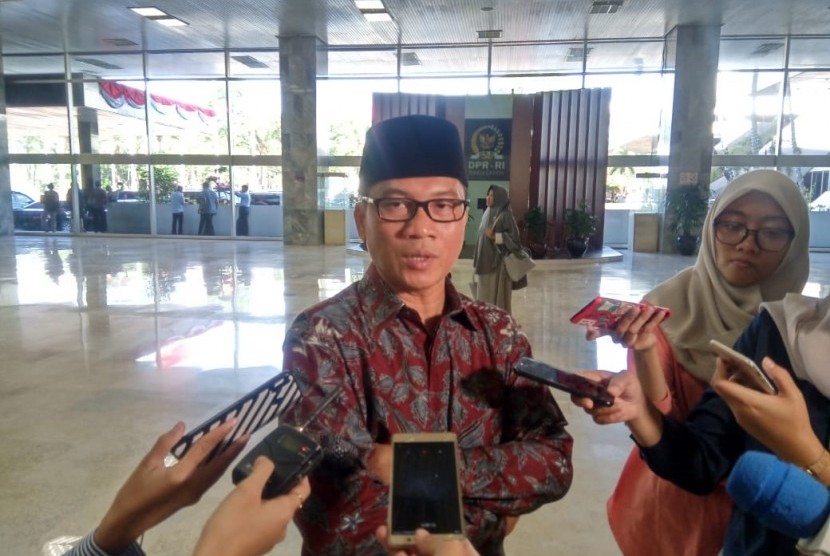 Kemenag Diingatkan tak Bubarkan Majelis Taklim tak Terdaftar Kemenag Diingatkan tak Bubarkan Majelis Taklim tak Terdaftari