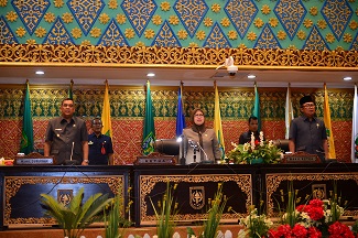 DPRD Riau Gelar Rapat Paripurna Penutupan Masa Sidang I dan Pembukaan Masa Sidang II DPRD Riau Gelar Rapat Paripurna Penutupan Masa Sidang I dan Pembukaan Masa Sidang IIi