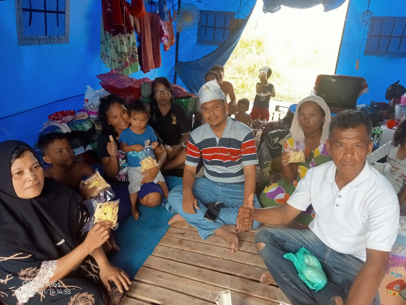 Datuk Panglima PADAN Khairuddin SHI MAg Bersama Gerai Young Riau Kunjungi, Serahkan Bantuan Kepada Warga Terdampak Banjir Datuk Panglima PADAN Khairuddin SHI MAg Bersama Gerai Young Riau Kunjungi, Serahkan Bantuan Kepada Warga Terdampak Banjiri