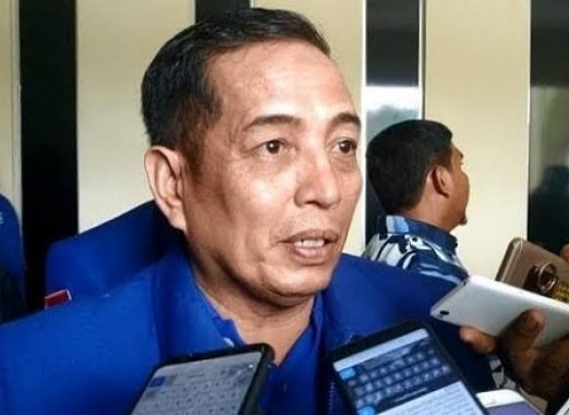 Dipanggil AHY, Asri Auzar Pastikan Demokrat se-Riau Tak Ada yang Membelot Dipanggil AHY, Asri Auzar Pastikan Demokrat se-Riau Tak Ada yang Membeloti