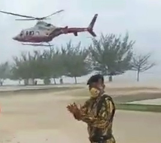 Viral, heli penanganan Karhutla Riau digunakan kegiatan parpol Viral, heli penanganan Karhutla Riau digunakan kegiatan parpoli