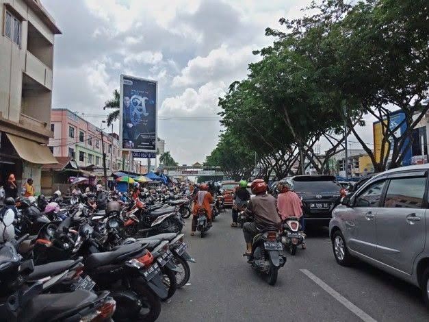 Pakar: Ada Apa dengan Pengelolaan Parkir Diserahkan kepada Pihak Swasta? Pakar: Ada Apa dengan Pengelolaan Parkir Diserahkan kepada Pihak Swasta?i
