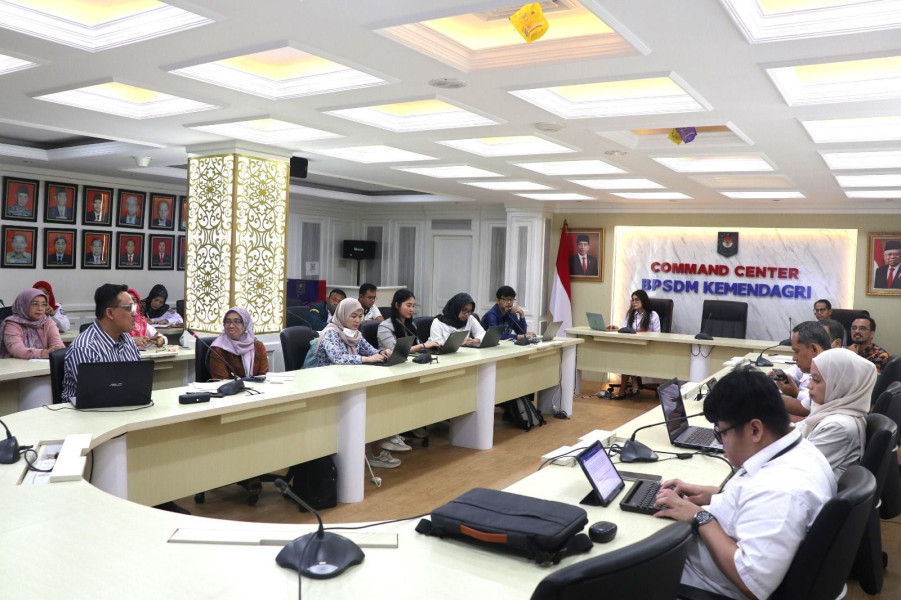 BPSDM Kemendagri Bangun Kesepahaman Kerja Sama dengan KAS Jerman dan The Habibie Center BPSDM Kemendagri Bangun Kesepahaman Kerja Sama dengan KAS Jerman dan The Habibie Centeri
