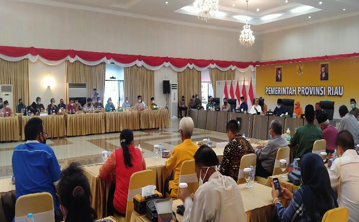 Riau Belum Punya Alat Deteksi Varian Delta, Syamsuar dan Forkopimda Gelar Rapat Riau Belum Punya Alat Deteksi Varian Delta, Syamsuar dan Forkopimda Gelar Rapati