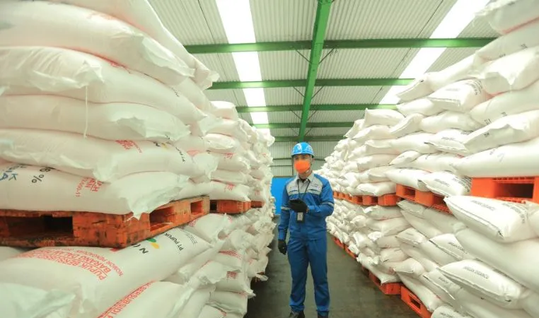 Pupuk Subsidi di Riau Tersedia 9.095 Ton Pupuk Subsidi di Riau Tersedia 9.095 Toni