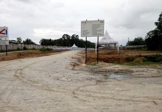 Persiapan Tol Pekanbaru-Bangkinang, HK Mulai Pasok Material Konstruksi Persiapan Tol Pekanbaru-Bangkinang, HK Mulai Pasok Material Konstruksii