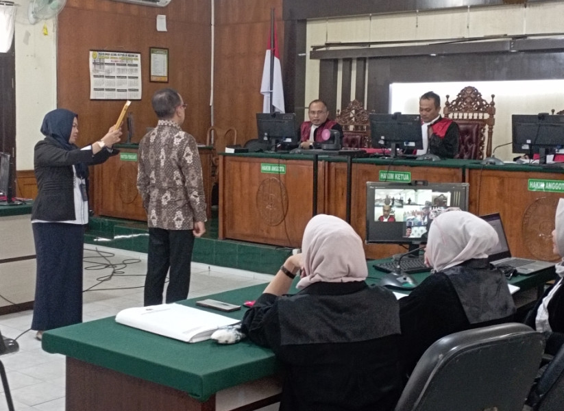 Parah kelakuan Sukarmis proyek senilai Rp 48 miliar dalam APBD 2014 mengabaikan rekomendasi dari Kemendagrii