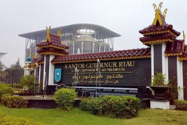 Pemprov Riau Resmi Gelar Pasar Murah Secara Online Pemprov Riau Resmi Gelar Pasar Murah Secara Onlinei