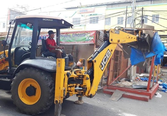 Pembongkaran Berlanjut, TPS di Area Kiri dan Kanan STC Rata dengan Tanah