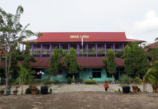 Tahun Depan SMA/SMK Negeri di Riau Gratis,Nasib MAN Bagaimana? Tahun Depan SMA/SMK Negeri di Riau Gratis,Nasib MAN Bagaimana?i