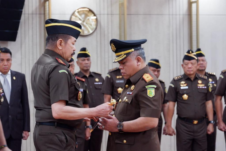 Jaksa Agung lantik Harli Siregar jadi Kajati Provinsi Papua Barat