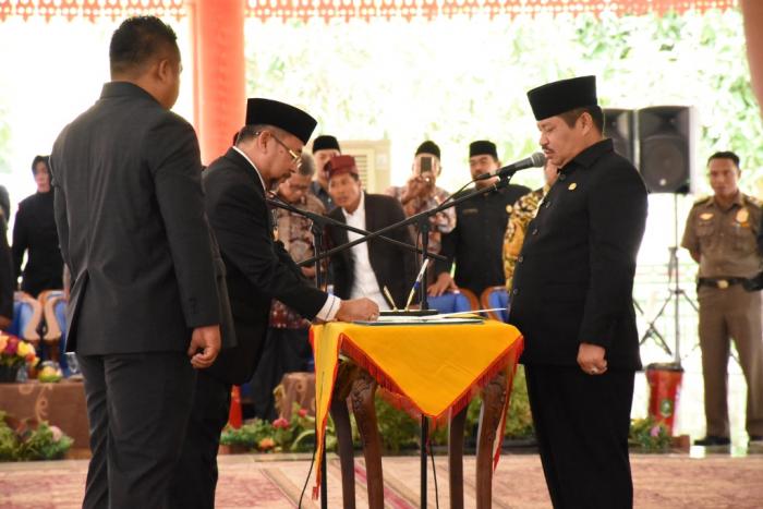 Lantik Sekda Bustami, Ini Pesan Bupati Bengkalis Lantik Sekda Bustami, Ini Pesan Bupati Bengkalisi