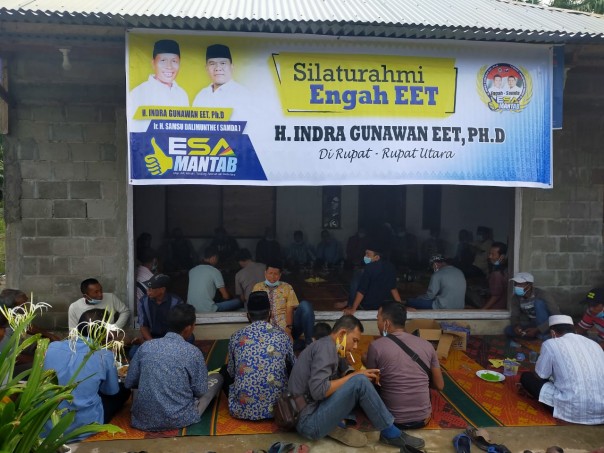Warga Masyarakat Rupat Aminkan Engah Eet Menjadi Bupati Warga Masyarakat Rupat Aminkan Engah Eet Menjadi Bupatii