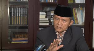 Protes Menag, Sekjen MUI Tolak Kebijakan Sertifikasi Daii