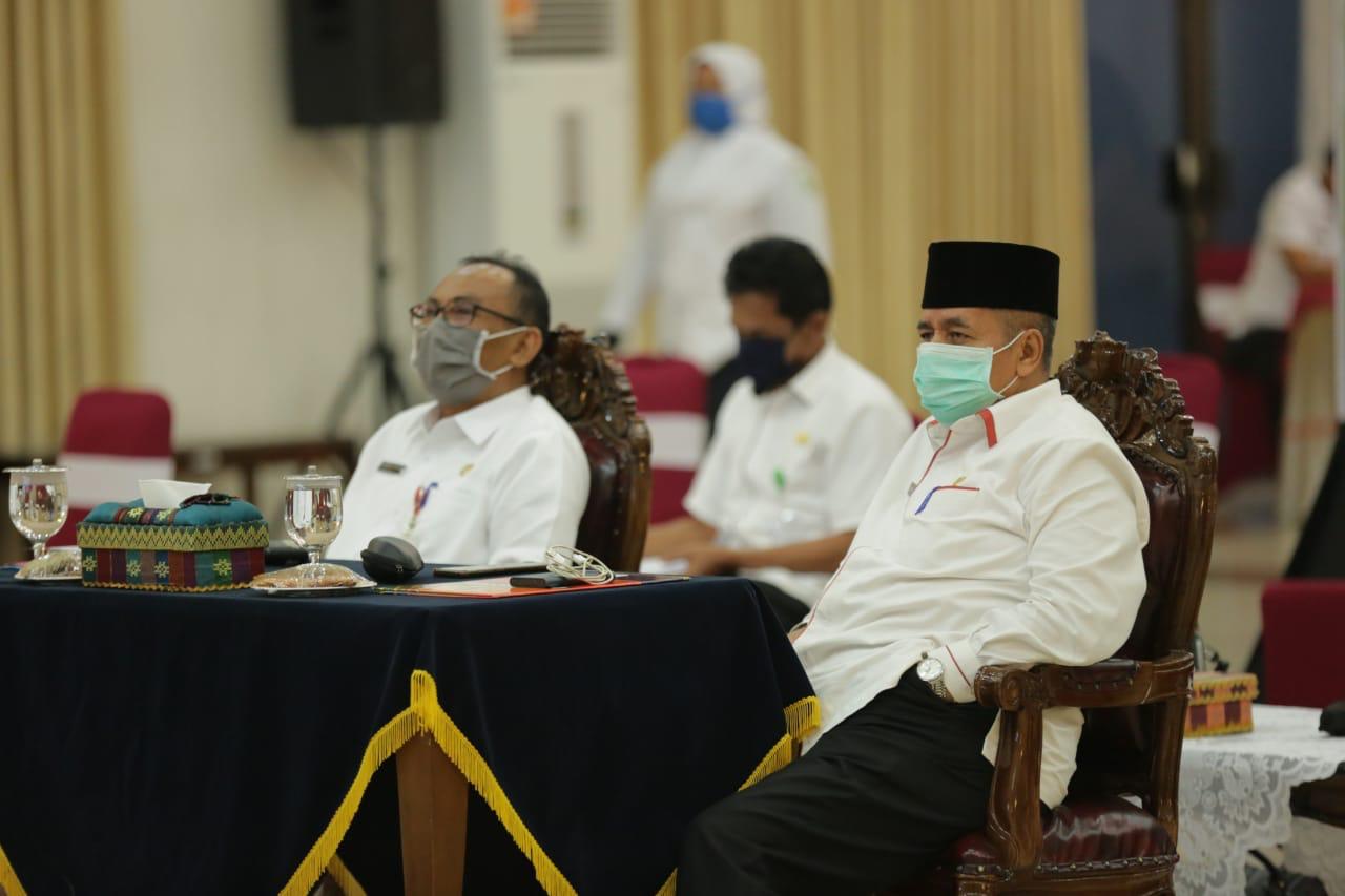 Pusat Bantu Provinsi Riau 250.000 Penerima Bansos Rp 600 Ribu Setiap KK Pusat Bantu Provinsi Riau 250.000 Penerima Bansos Rp 600 Ribu Setiap KKi