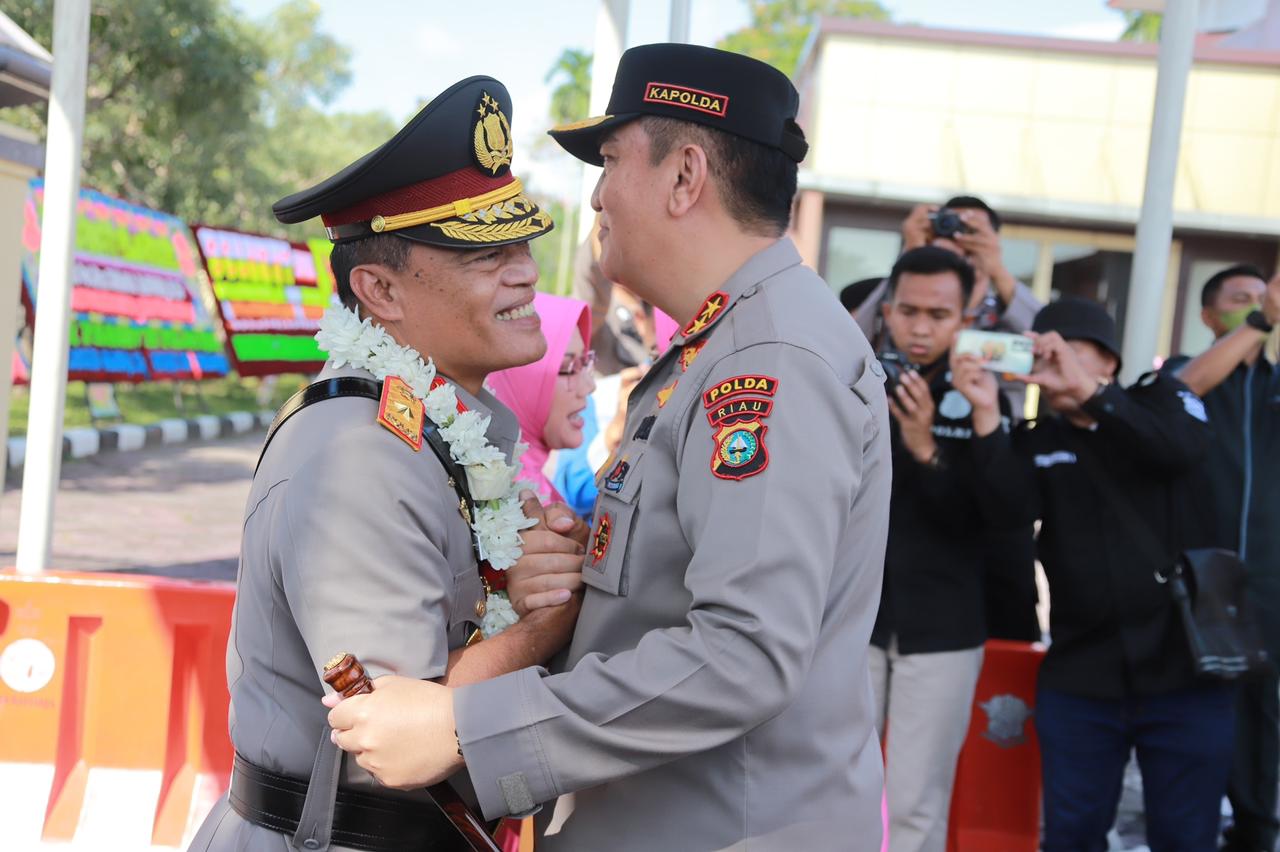 Sambut Wakapolda Baru, Irjen Moh Iqbal : Track Recordnya Adalah Seorang Pekerja Keras dan Leadership Sambut Wakapolda Baru, Irjen Moh Iqbal : Track Recordnya Adalah Seorang Pekerja Keras dan Leadershipi
