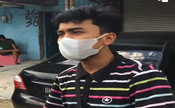 Jalan Ditutup, Pedagang Kripik Mengeluh: Omzet Menurun Drastis Jalan Ditutup, Pedagang Kripik Mengeluh: Omzet Menurun Drastisi