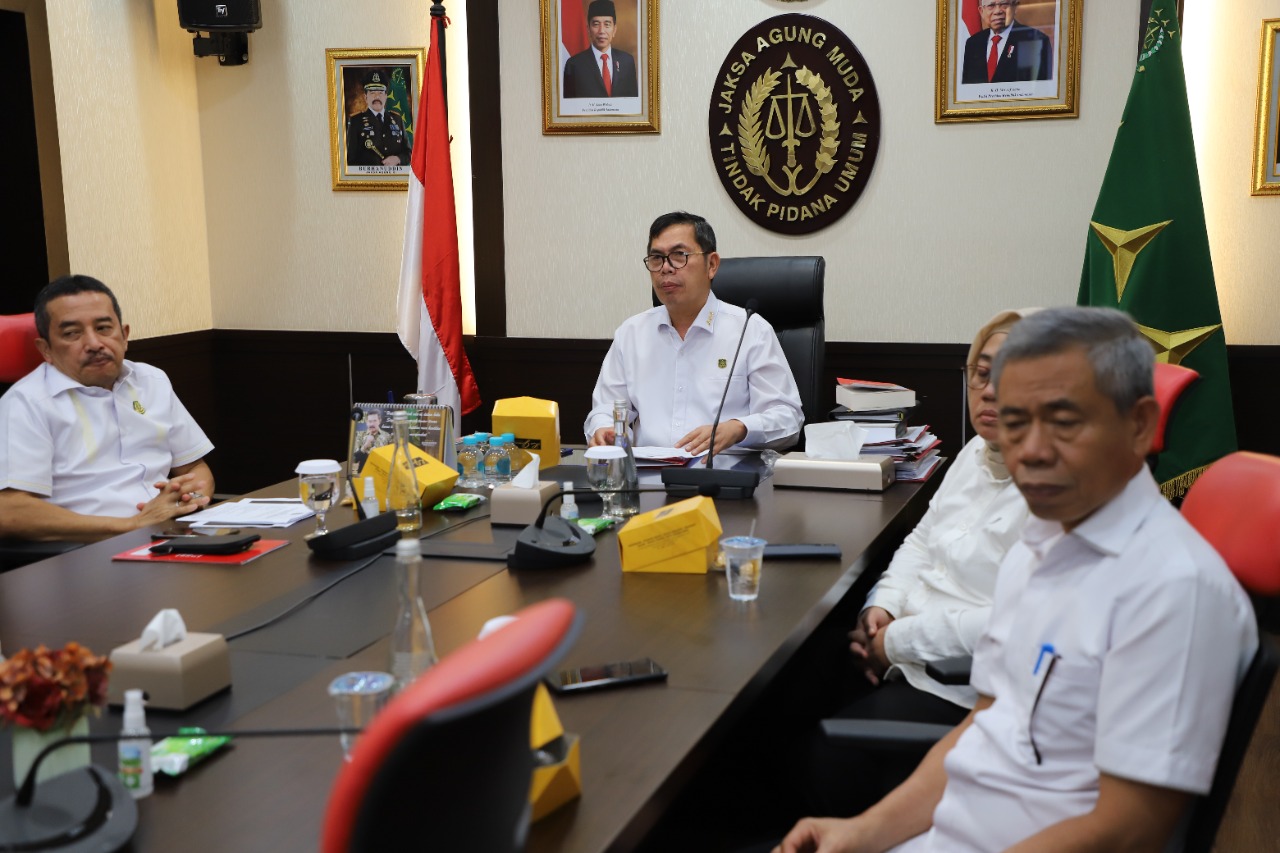 Hasil Penilaian Case Management System (CMS) terhadap Satuan Kerja Bidang Tindak Pidana Umum di Kejaksaan Republik Indonesia Hasil Penilaian Case Management System (CMS) terhadap Satuan Kerja Bidang Tindak Pidana Umum di Kejaksaan Republik Indonesiai