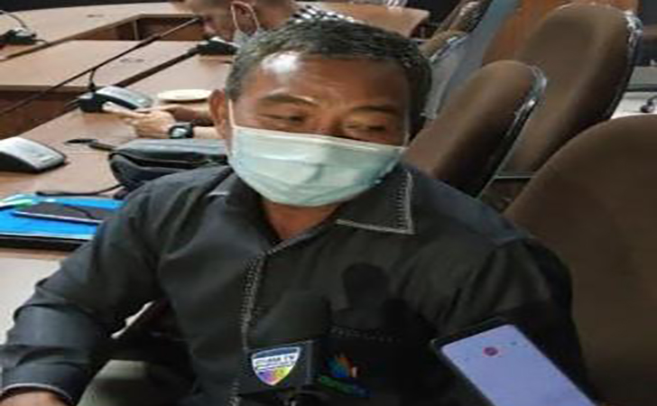 DPRD Minta Kontraktor Kembali Aspal Jalan Sebelum Proyek IPAL Kelar DPRD Minta Kontraktor Kembali Aspal Jalan Sebelum Proyek IPAL Kelari