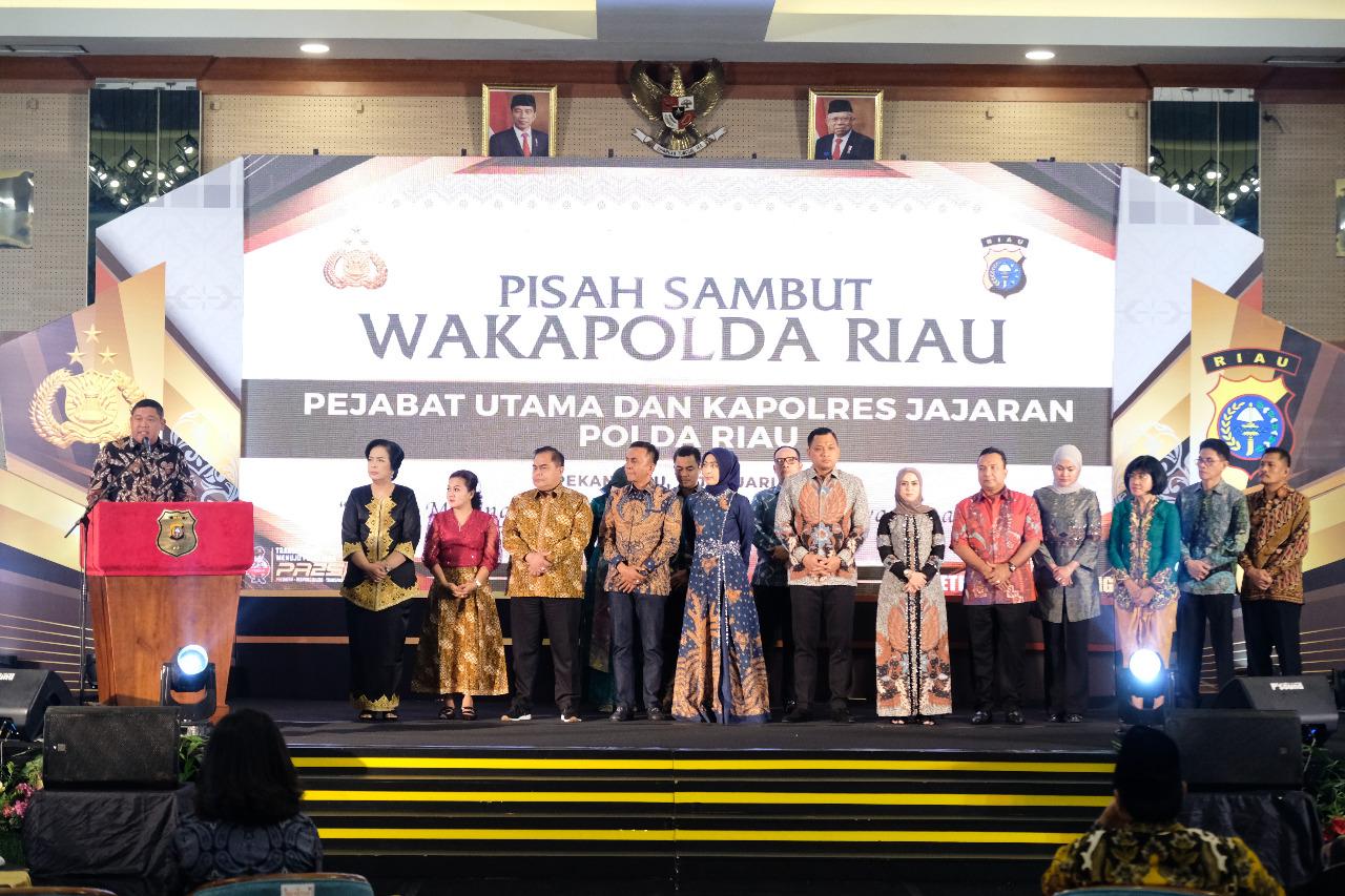 Lepas Irjen Tabana dengan Suka Cita, Kapolda Irjen Iqbal : Beliau Pati Terbaik Institusi, Sosok Panutan Lepas Irjen Tabana dengan Suka Cita, Kapolda Irjen Iqbal : Beliau Pati Terbaik Institusi, Sosok Panutani