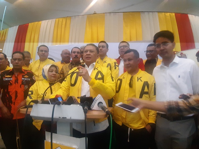 Sekjen Golkar Bantah Bamsoet Diancam Diturunkan dari MPR Sekjen Golkar Bantah Bamsoet Diancam Diturunkan dari MPRi